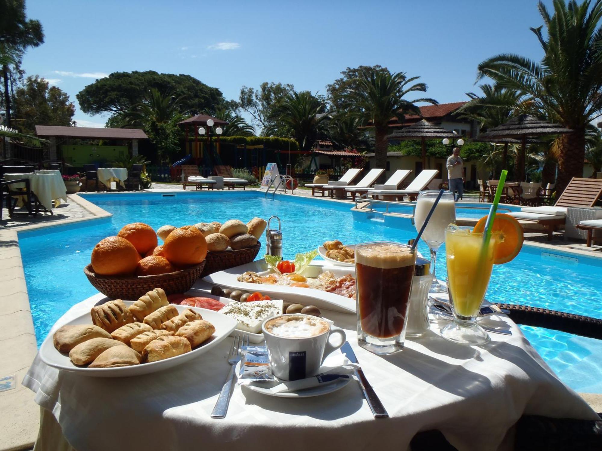 Vergos Hotel Vourvourou Luaran gambar