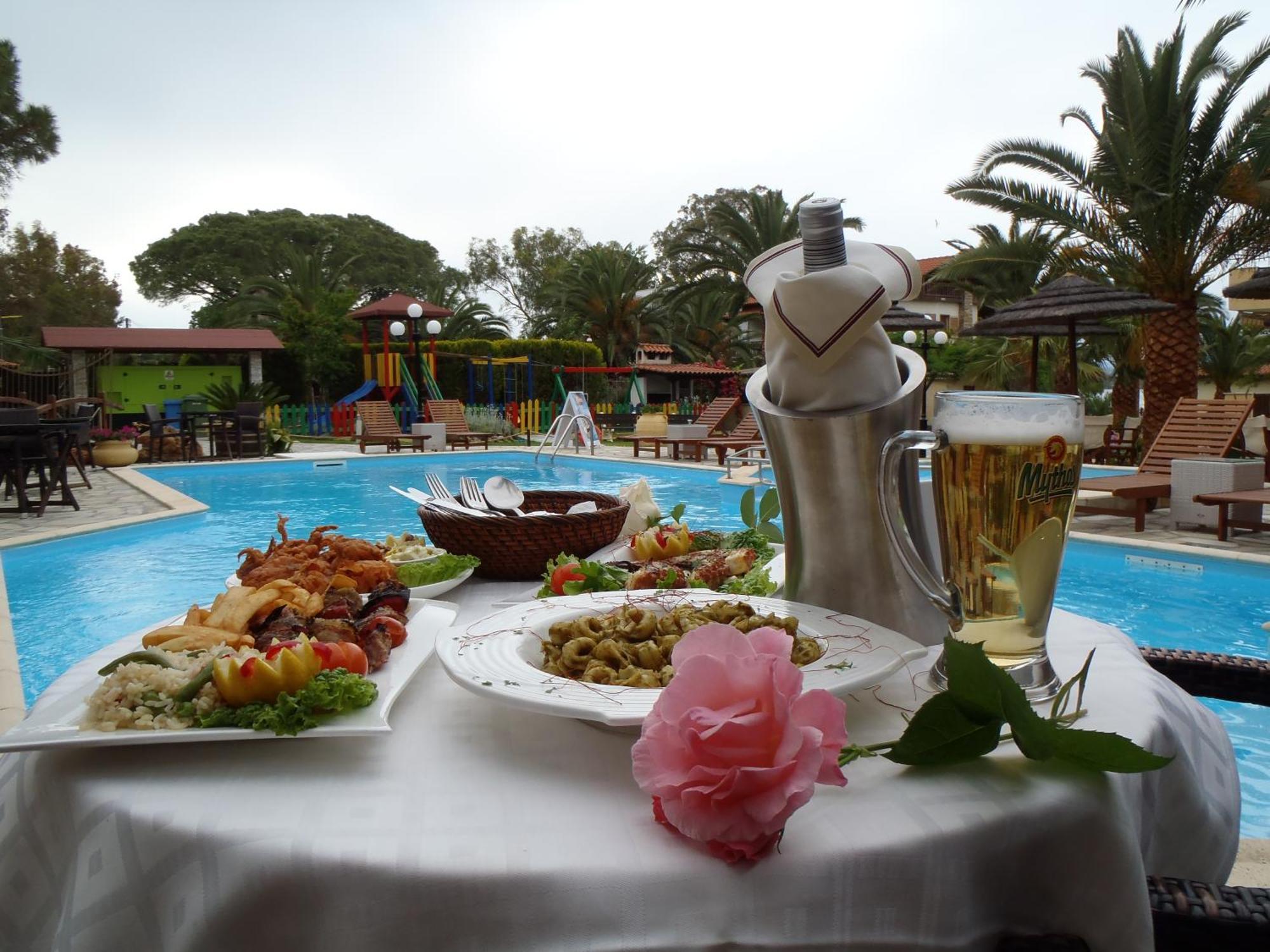 Vergos Hotel Vourvourou Luaran gambar