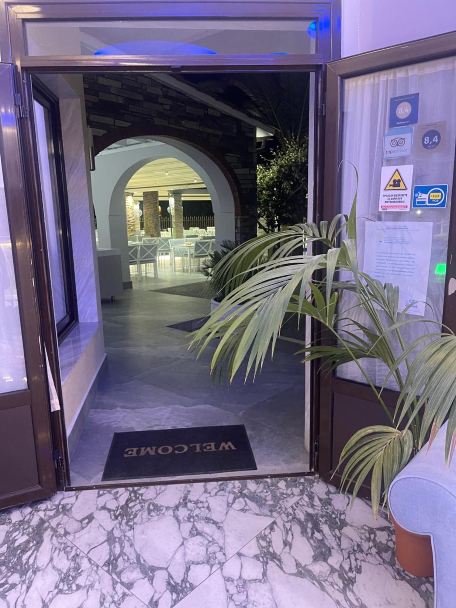 Vergos Hotel Vourvourou Luaran gambar