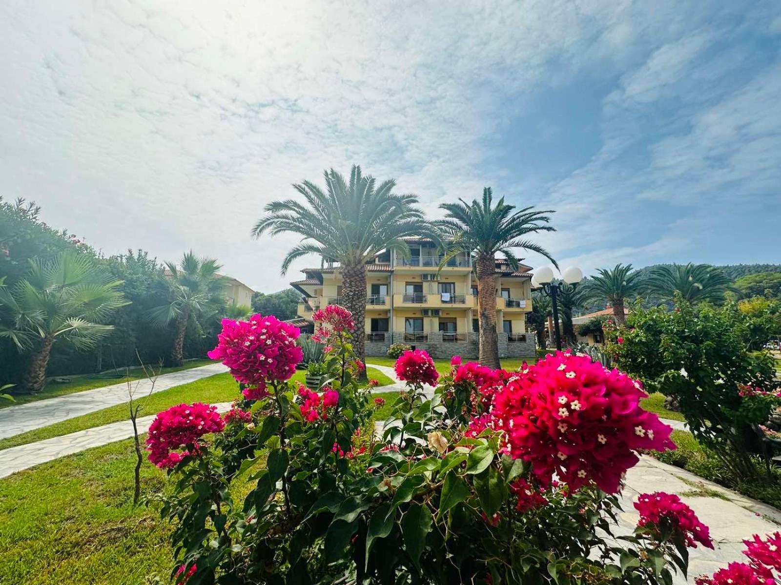 Vergos Hotel Vourvourou Luaran gambar