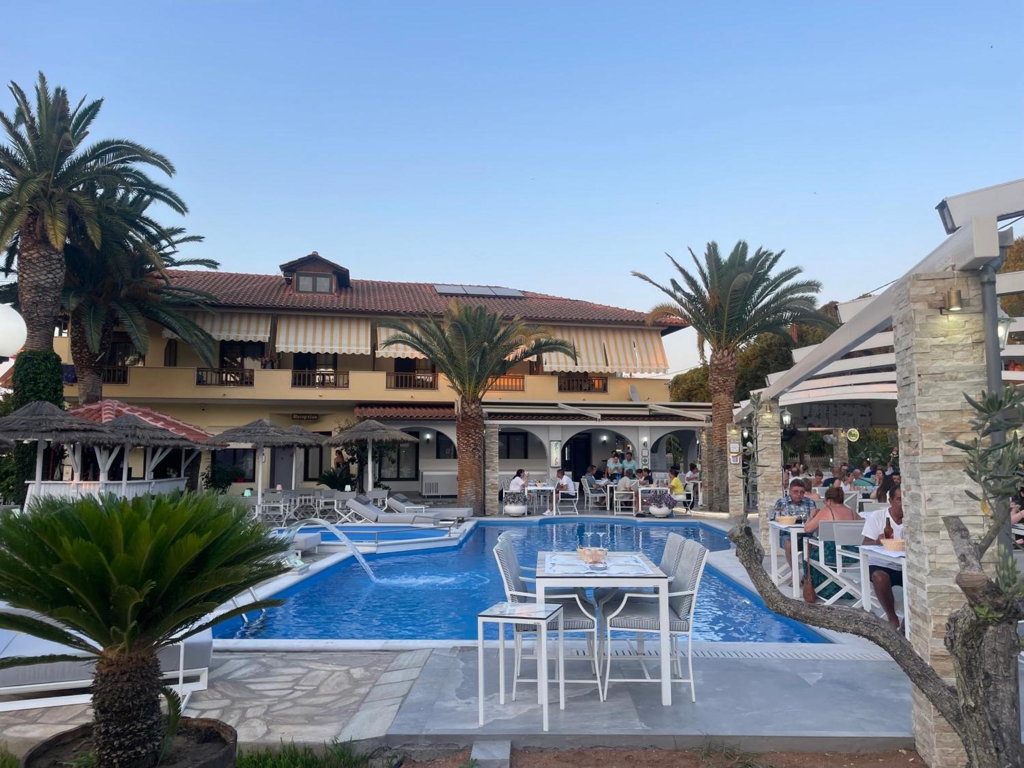 Vergos Hotel Vourvourou Luaran gambar