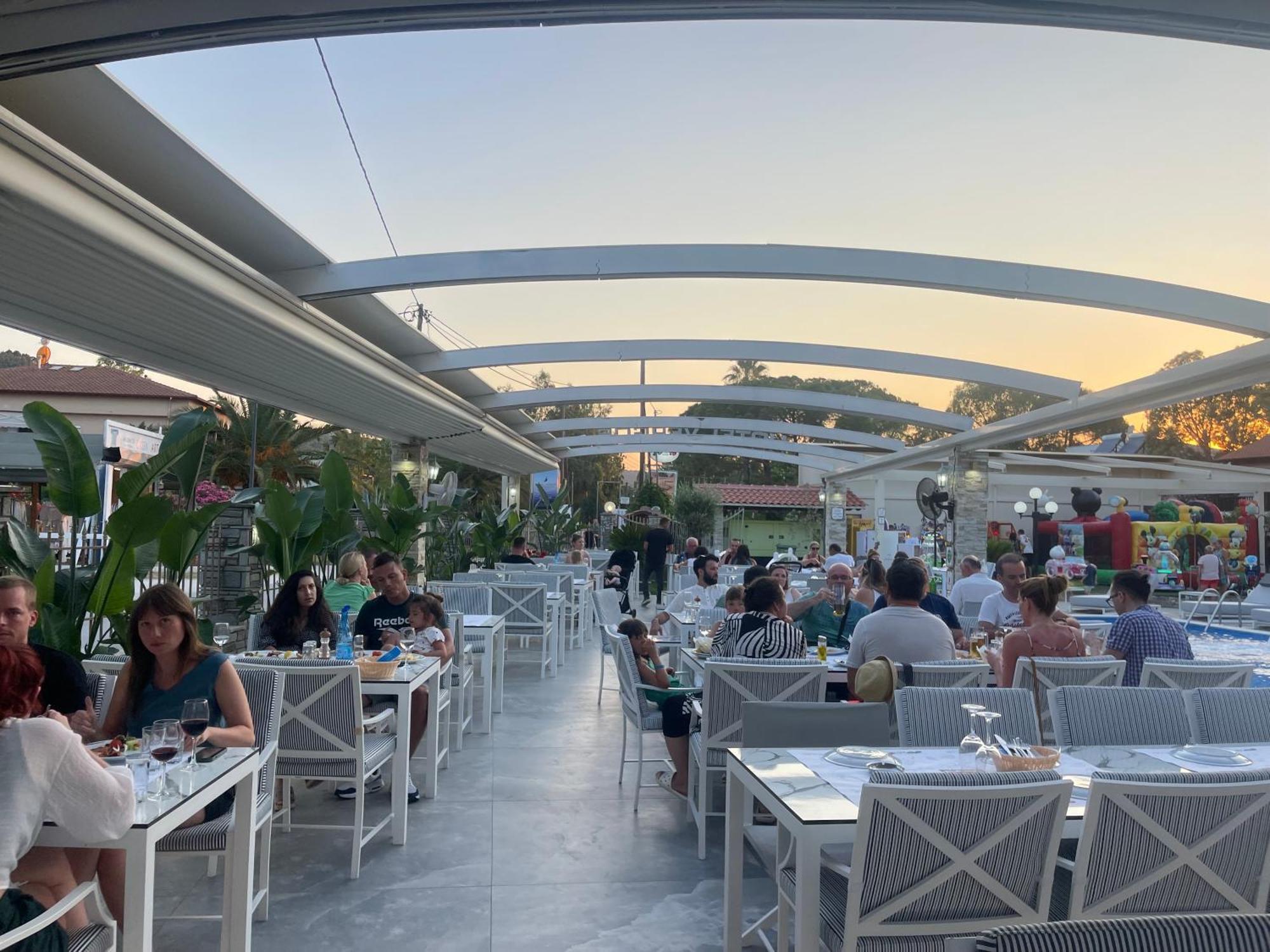 Vergos Hotel Vourvourou Luaran gambar