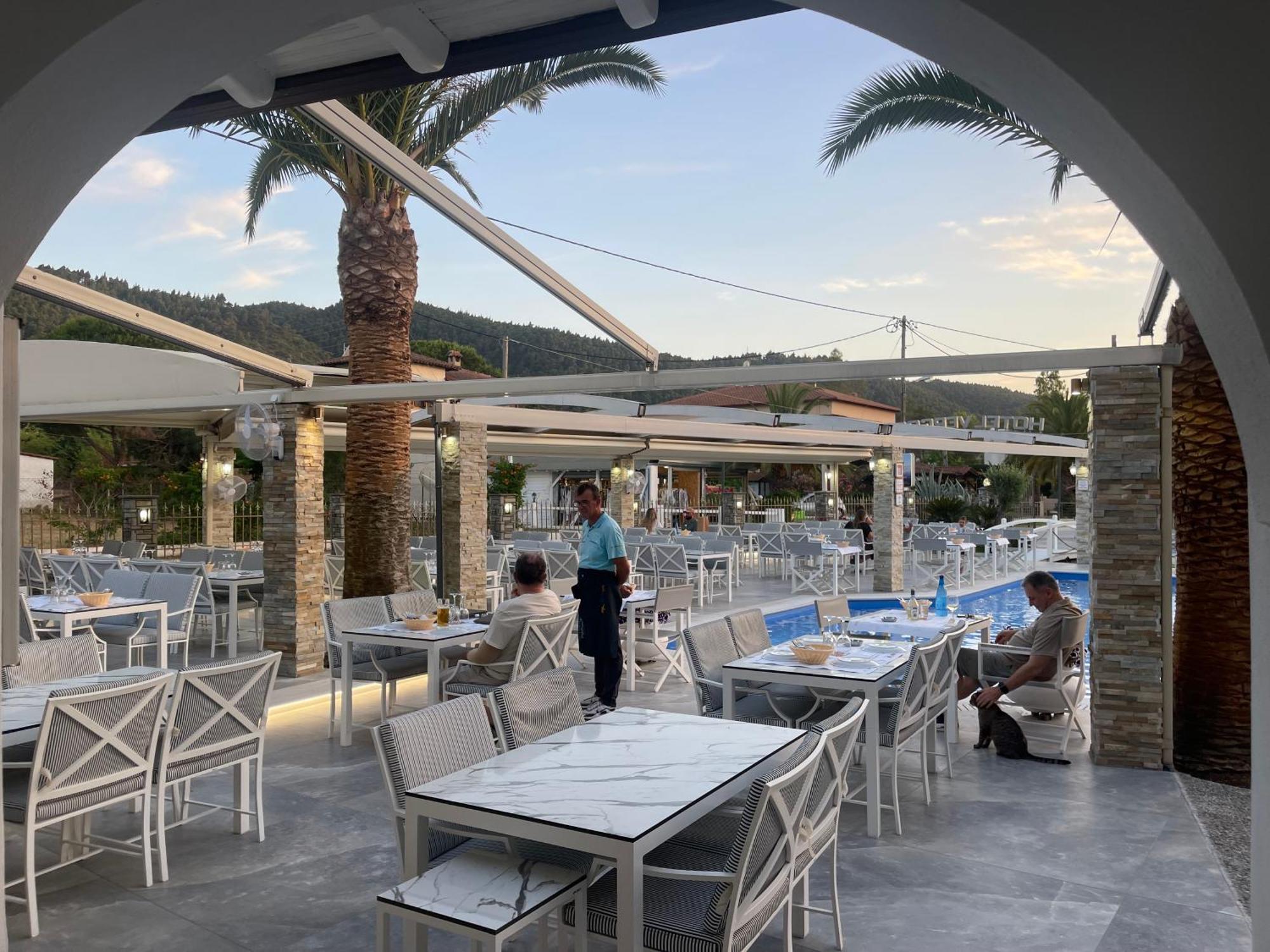 Vergos Hotel Vourvourou Luaran gambar