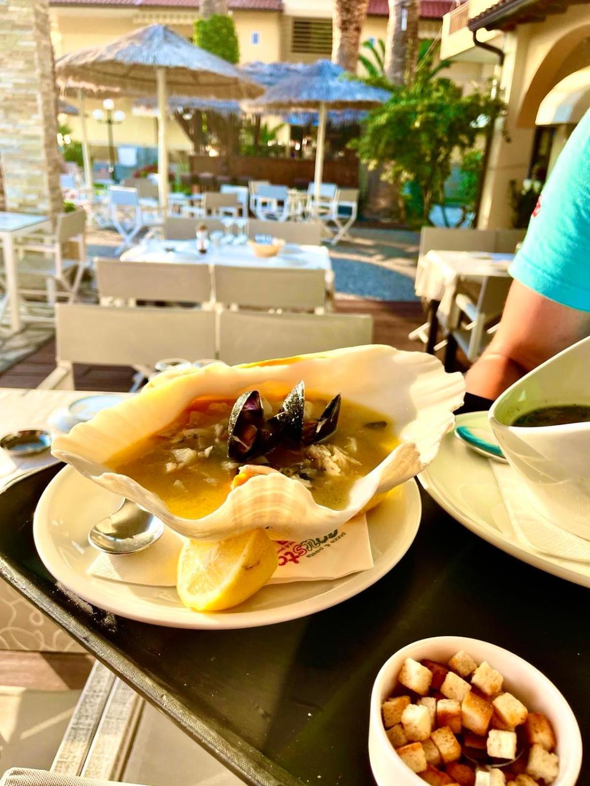 Vergos Hotel Vourvourou Luaran gambar
